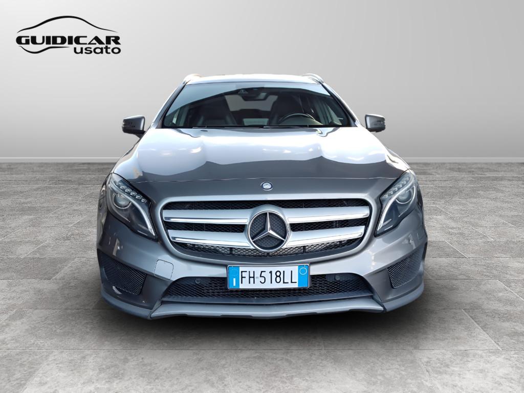 Mercedes-Benz GLA-X156 2014 - GLA 220 d Premium 4matic 177cv auto