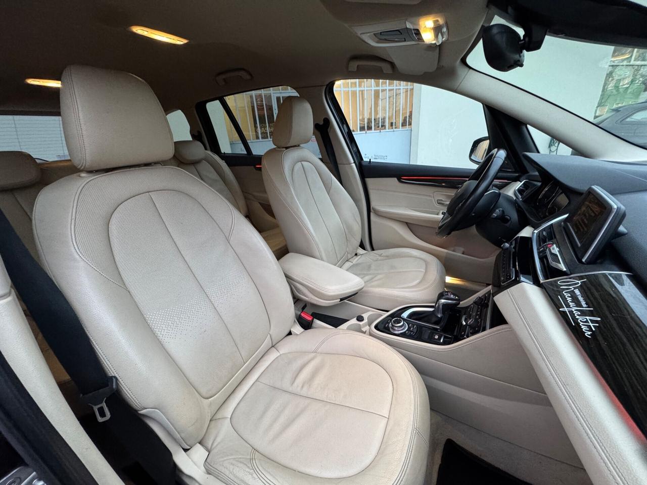 Bmw 2er Active Tourer 218d xDrive Luxury aut.