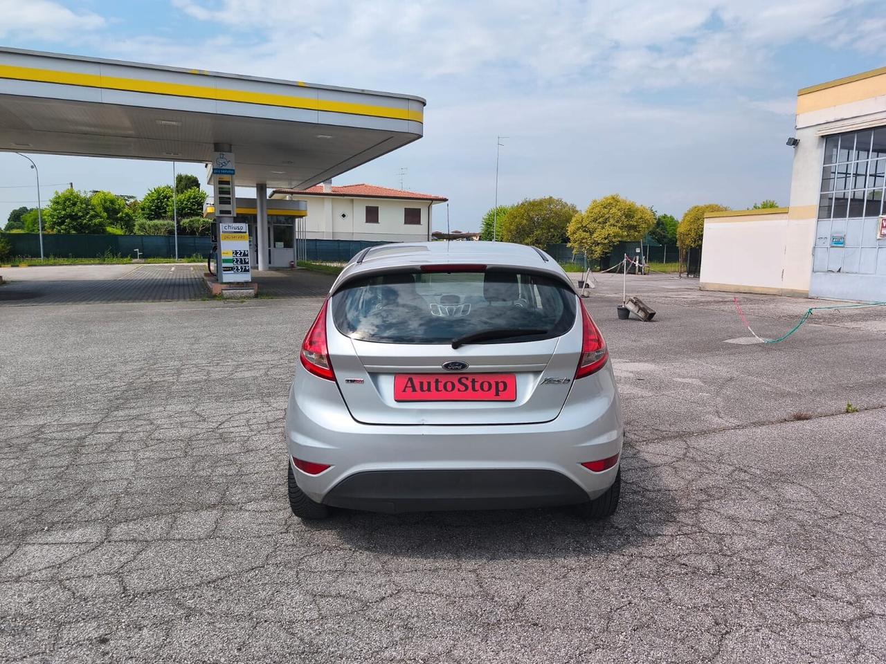 Ford Fiesta 1.4 TDCi 5p. Titanium (Accetto Permute)