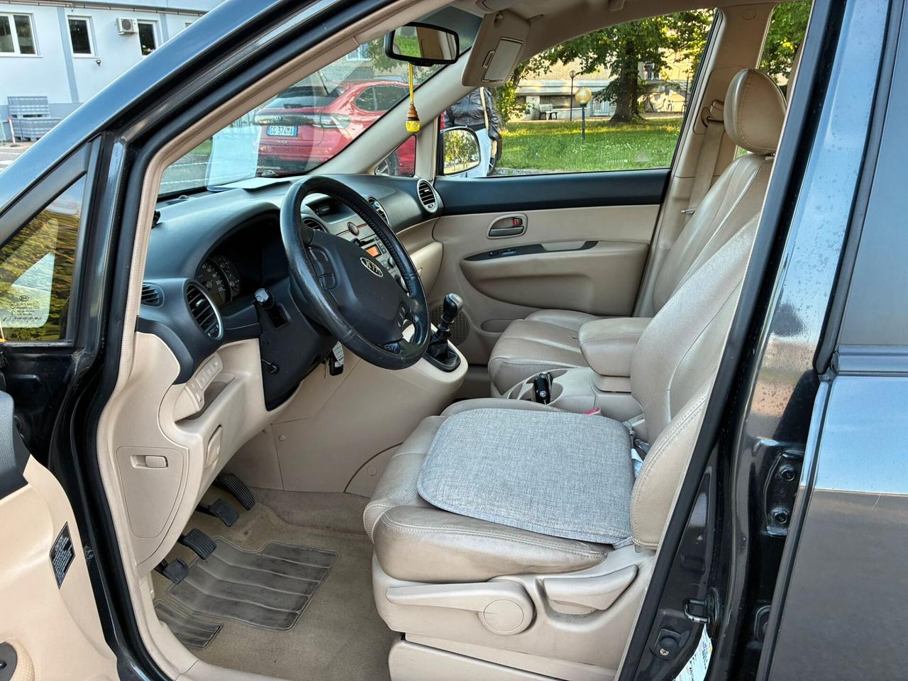 Kia Carens 2.0 16V CRDi VGT LX Family