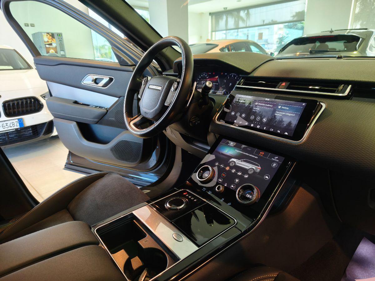 LAND ROVER Range Rover Velar 2.0 Si4 250 CV R-Dynamic HSE