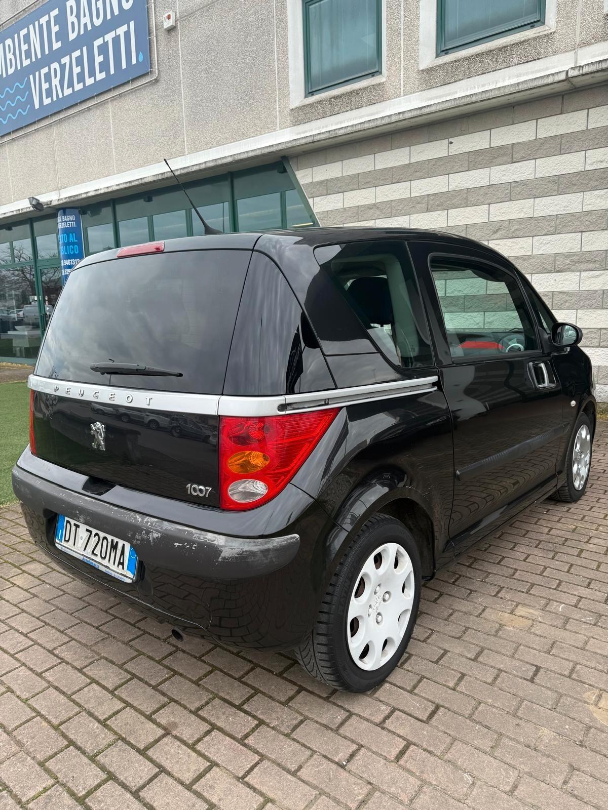 Peugeot 1007 1.4 HDi Happy