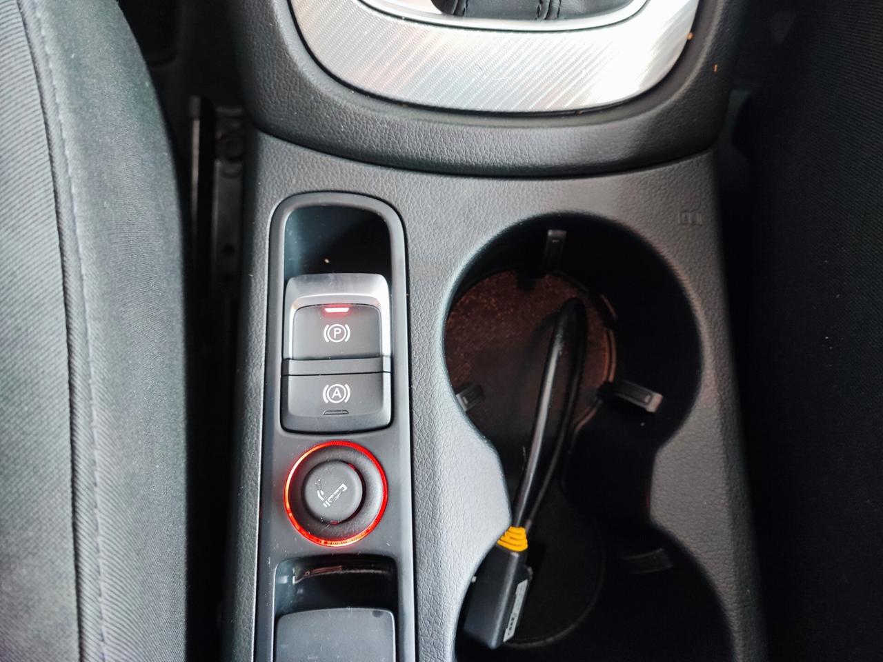 Audi Q3 2.0 TDI S tronic Business SPORT