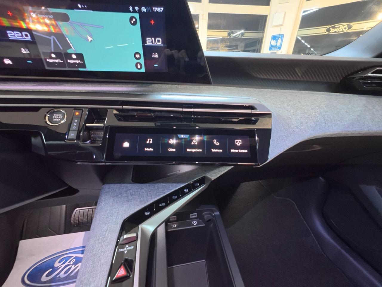 Peugeot 3008 Hybrid 136 e-DCS6 Allure KM ZERO