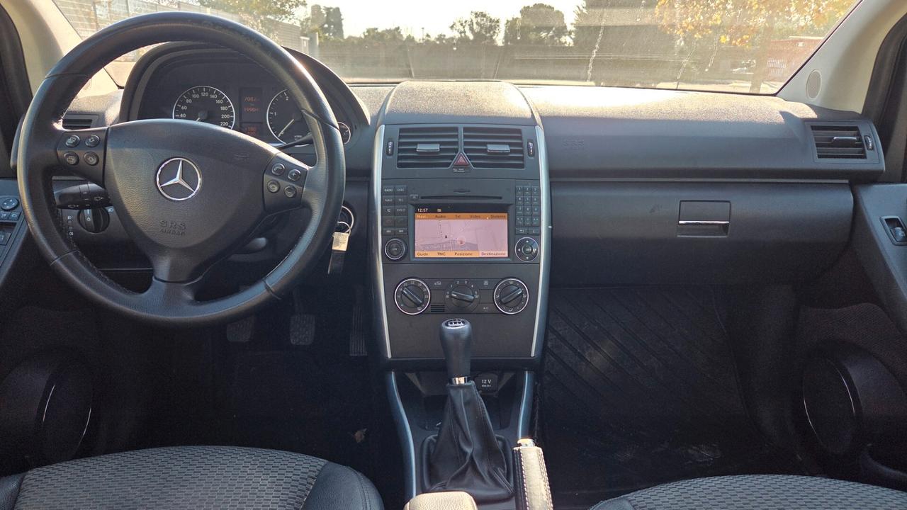 Mercedes-benz A 180 CDI Premium Navi