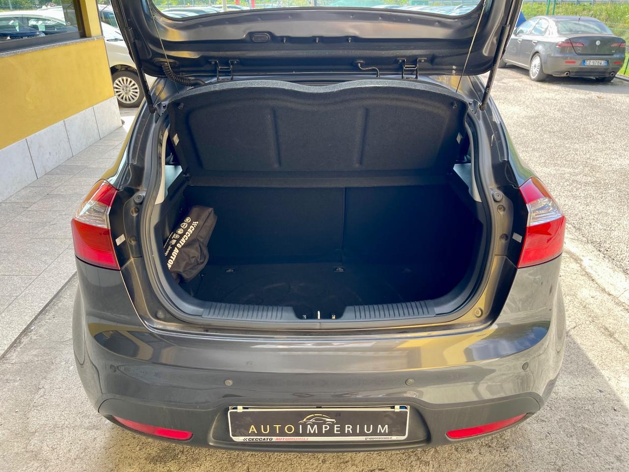 Kia Rio 1.1 Crdi 55kw Active OK NEOPATENTATI