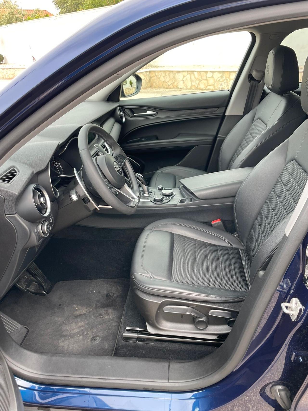 ALFA ROMEO STELVIO 2.2 Turbodiesel 160 CV AT8 RWD Business