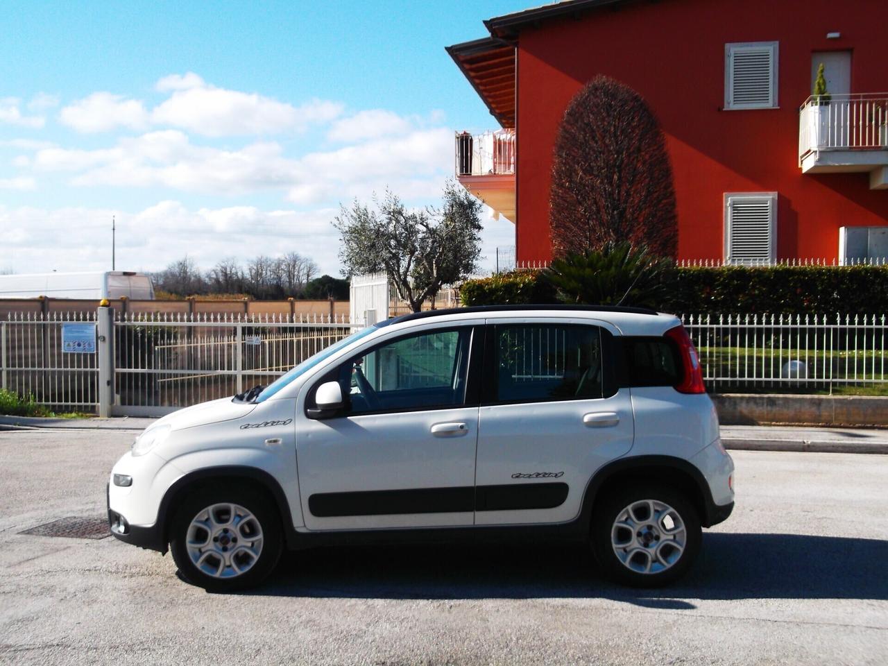Fiat Panda Trekking4x2 Turbo Metano 2013