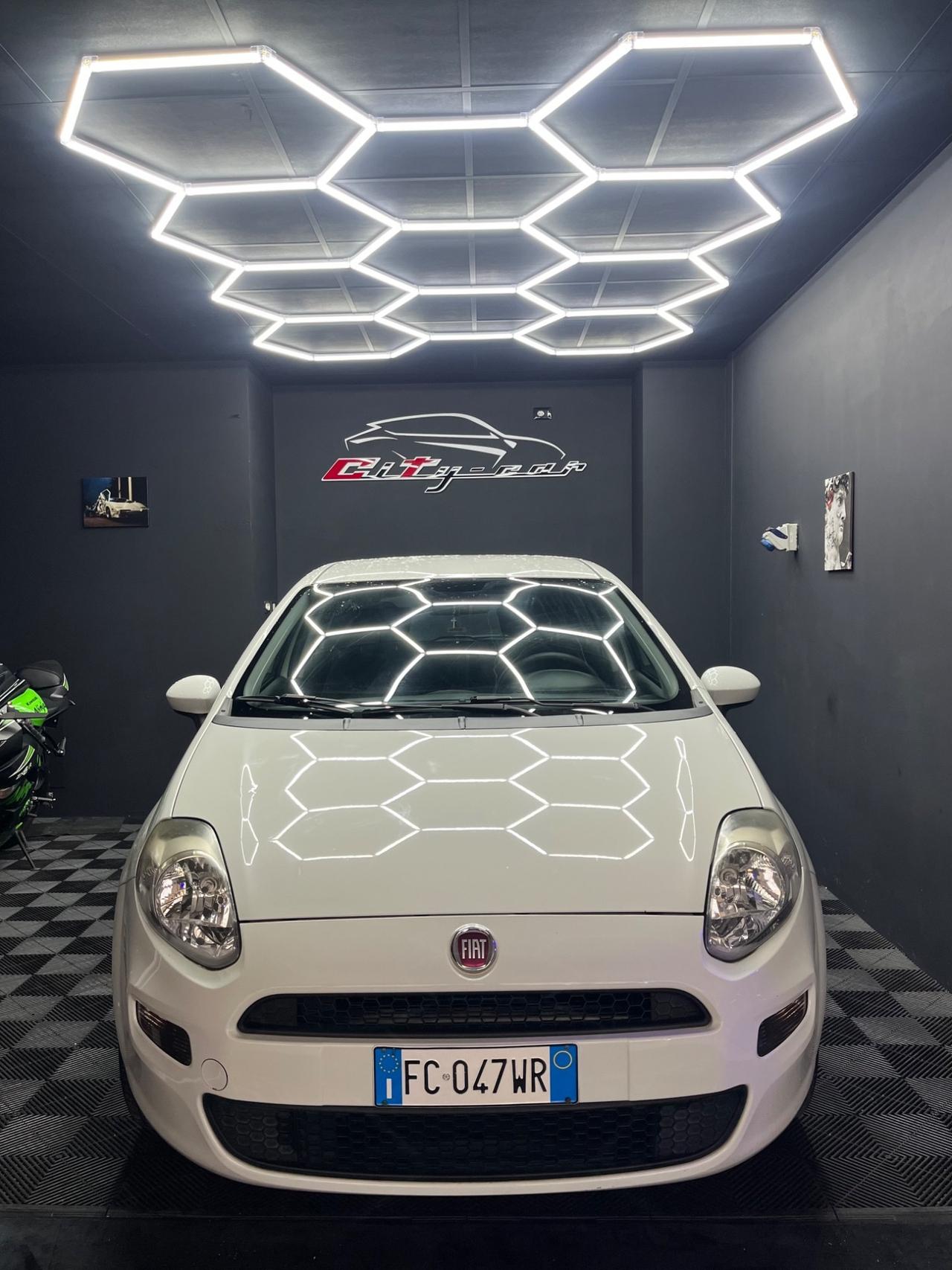 FIAT PUNTO 1.4 Benzina/Metano 70 CV – 2016 – 178.000 km