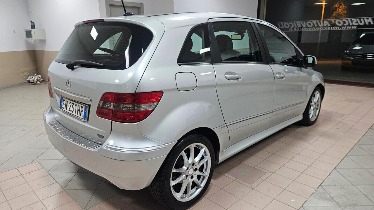 Mercedes-benz B 180 CDI Premium