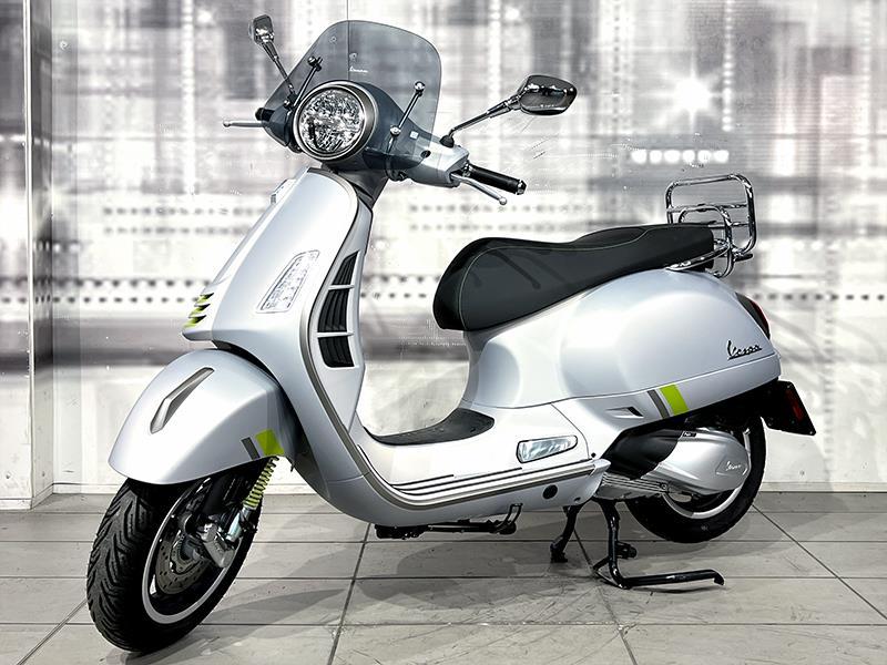Piaggio Vespa GTS 300 SuperTech HPE