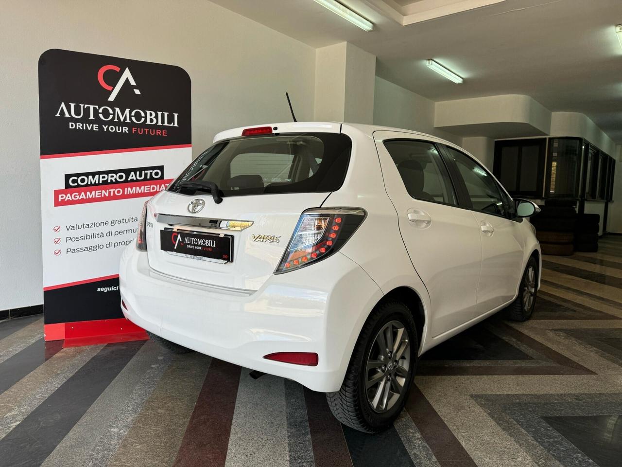 Toyota Yaris 1.0 5 porte Lounge