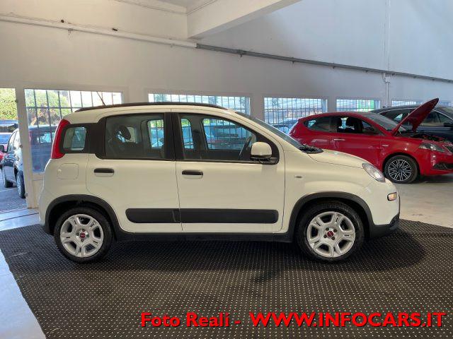 FIAT Panda 1.0 FireFly S&S Hybrid City Life PROMO !!