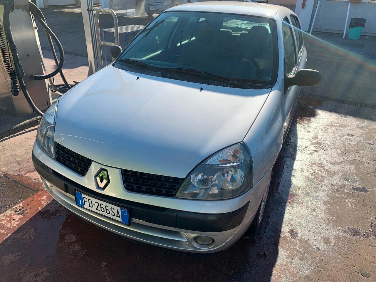 Renault Clio 1.2 16V cat 5 porte Confort Authentique