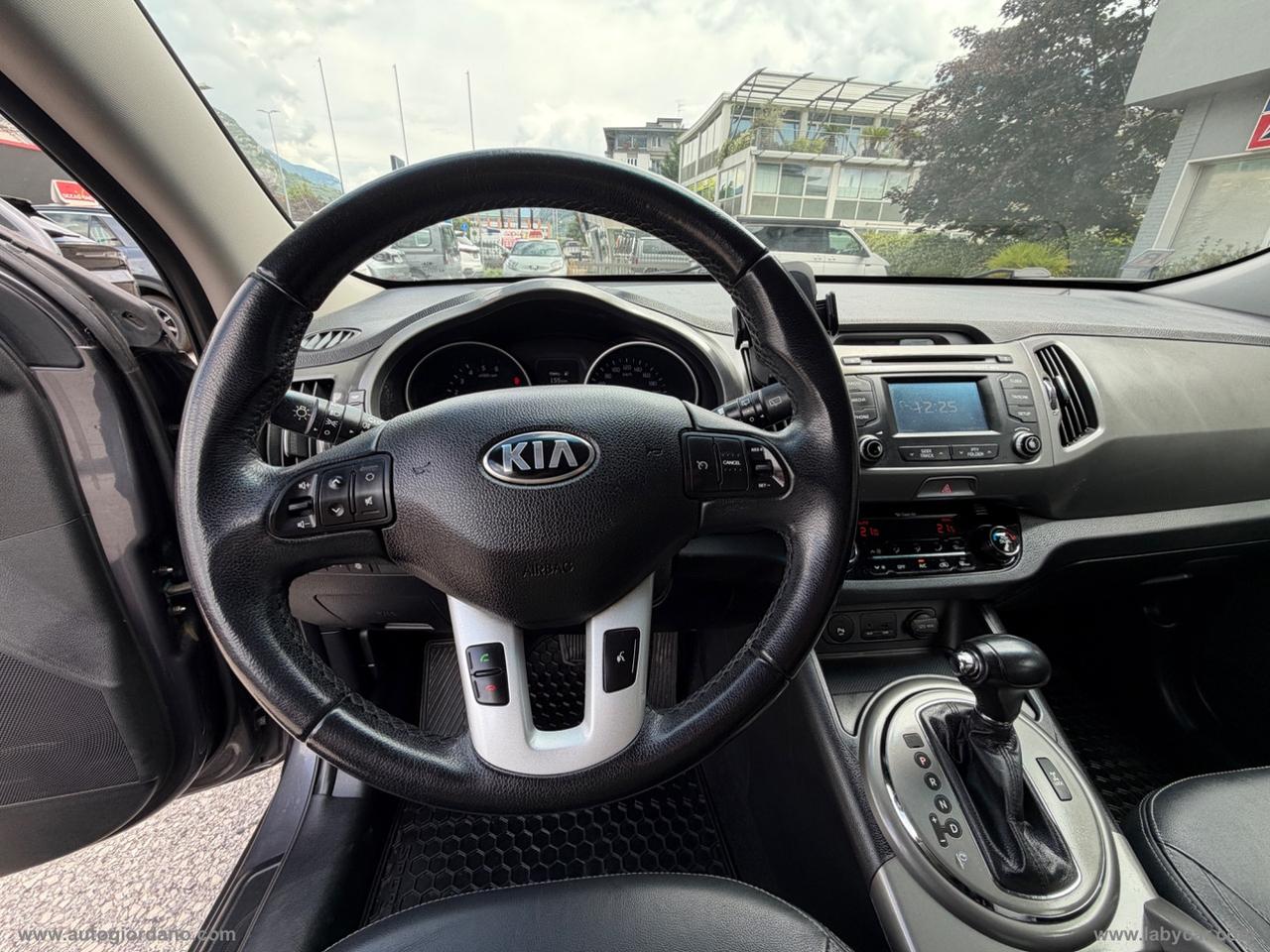 KIA Sportage 2.0 CRDI AWD REBEL GANCIO TRAINO - 4X4