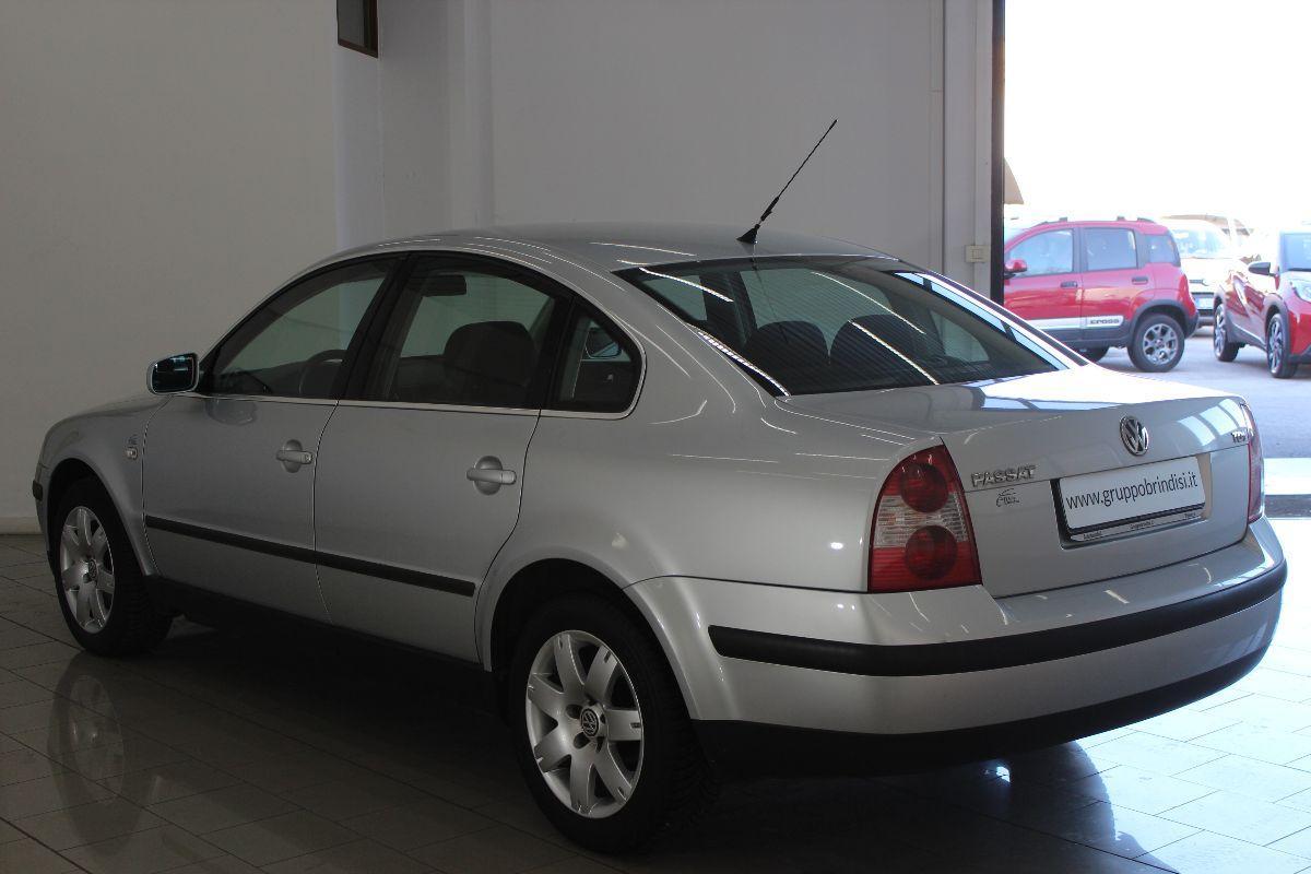 VOLKSWAGEN - Passat - 1.9 TDI/105CV Comfortline