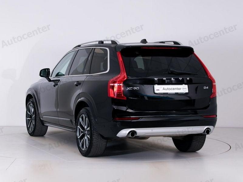 Volvo XC90 D4 190CV AUT TRAZIONE ANTERIORE 5 POSTI MOMENTUM