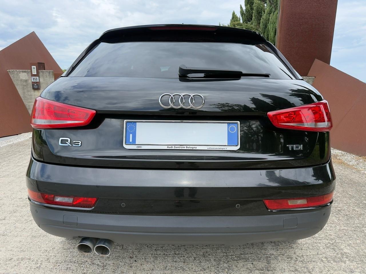 Audi Q3 2.0 TDI 120 CV Business SI PERMUTE