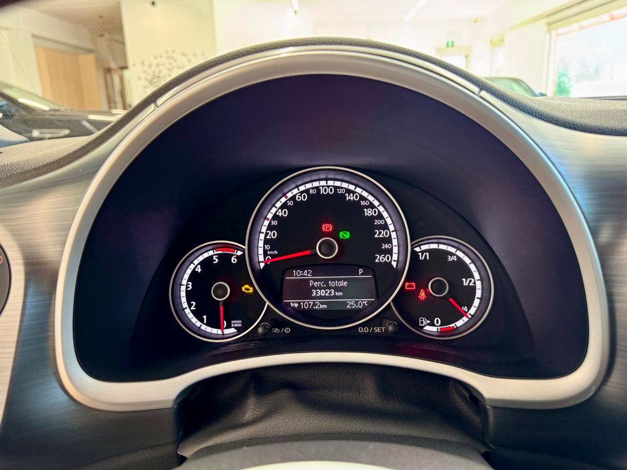 Volkswagen Maggiolino Cabrio KARMANN EDITION