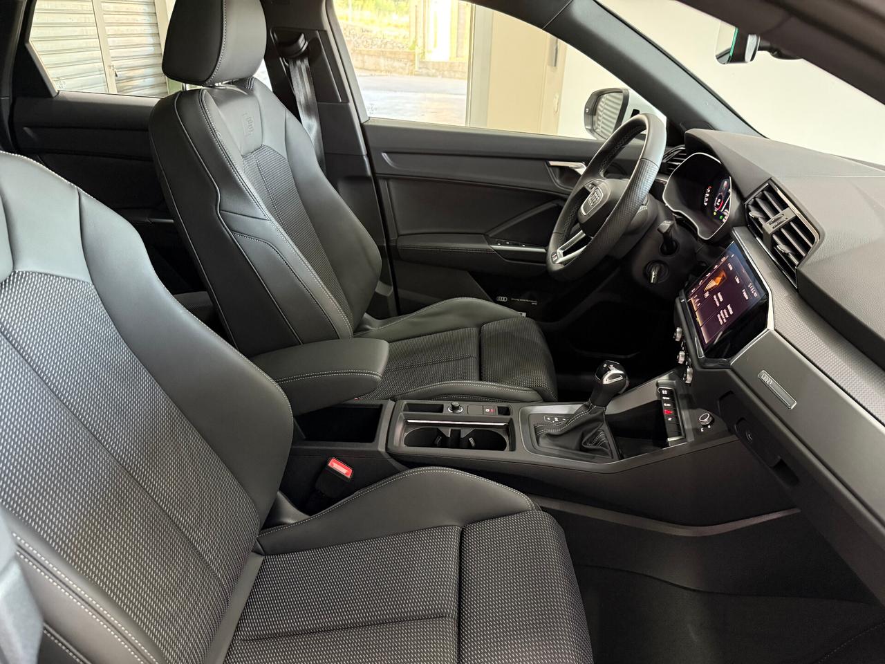Audi Q3 35 TDI quattro S tronic line edition Tetto Apribile NUOVA DA IMMATRICOLARE