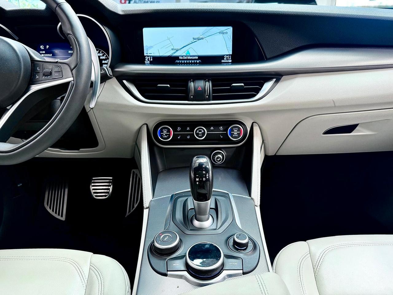 Alfa Romeo Stelvio 2.2 Turbodiesel 210 CV AT8 Q4 Executive