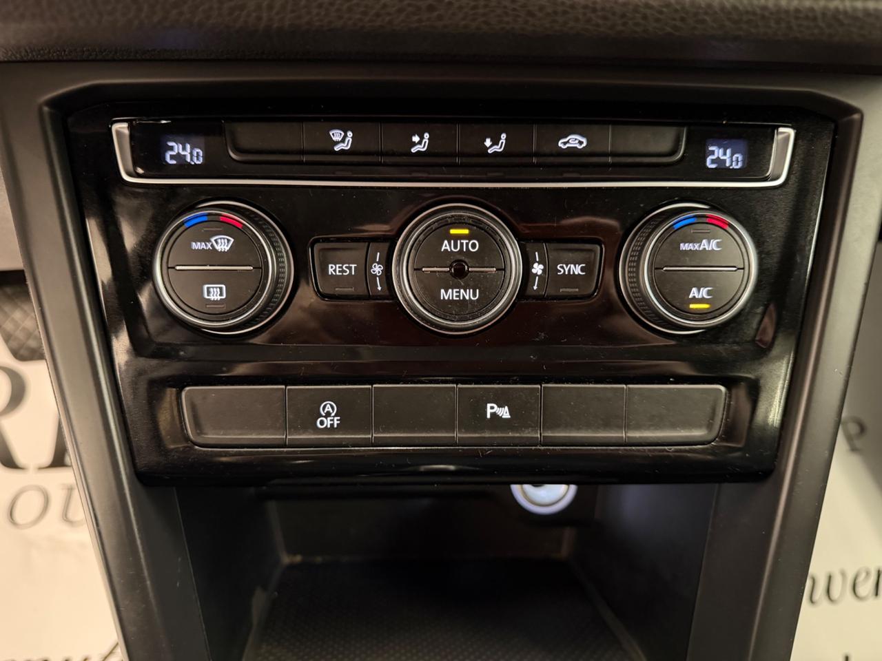 Volkswagen Touran 2.0 TDI 115 CV DSG IVA 7 posti