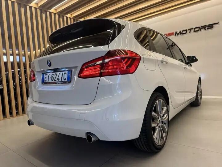 Bmw 220 LUXURY ACTIVE Navi Pelle Xeno 4X4 UNIPROPRIETARIO