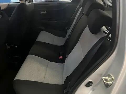 Toyota Yaris 1.0 Lounge | IDEALE NEO PATENTATI | Navi, Telecamera, Cruise Control