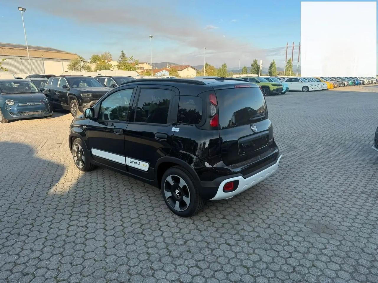 Fiat Panda Pandina 1.0 FireFly 65 CV Hybrid Cross