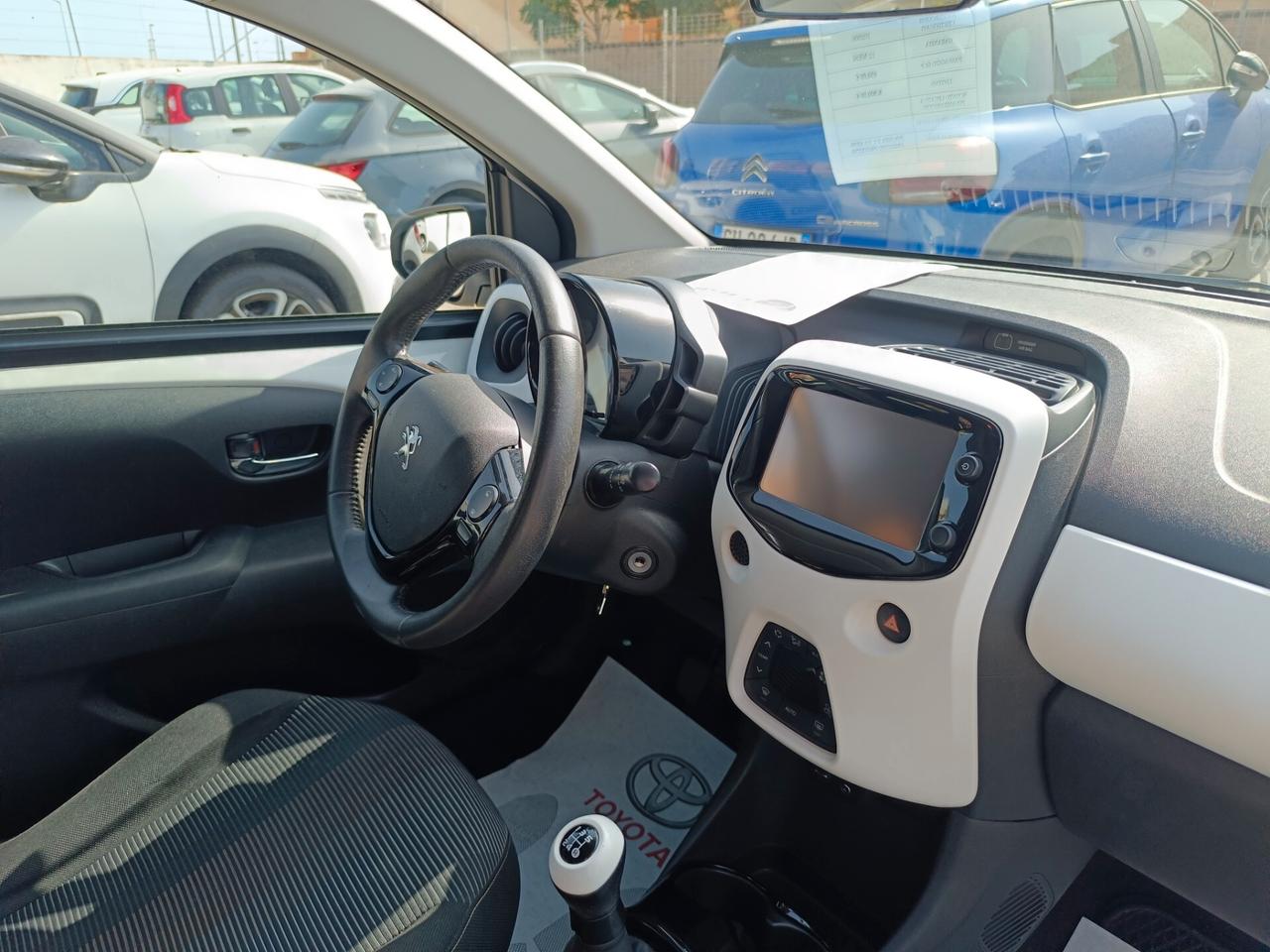 Peugeot 108 PureTech 82 5 porte Active TOP!