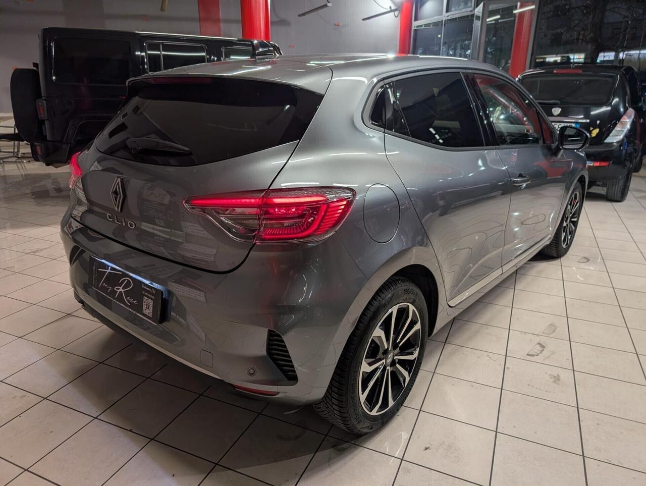 Renault Clio TCe 90 CV 5 porte TECNO FINANZIABILE