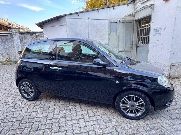 LANCIA Ypsilon 1.2 Oro 36000 KM.!!!