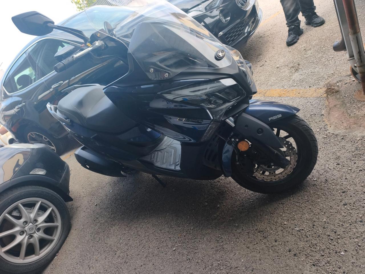 Kymco X-Town 300i ABS