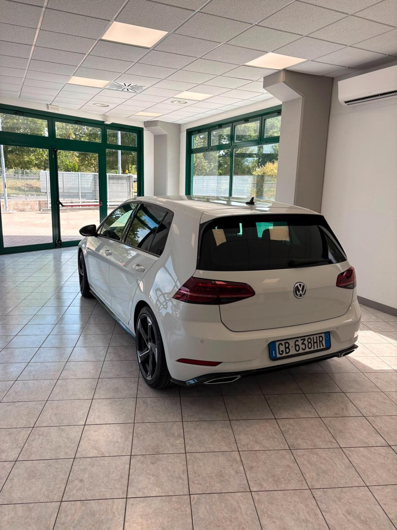 Volkswagen Golf 2.0 TDI DSG 5p. Executive BlueMotion Technology
