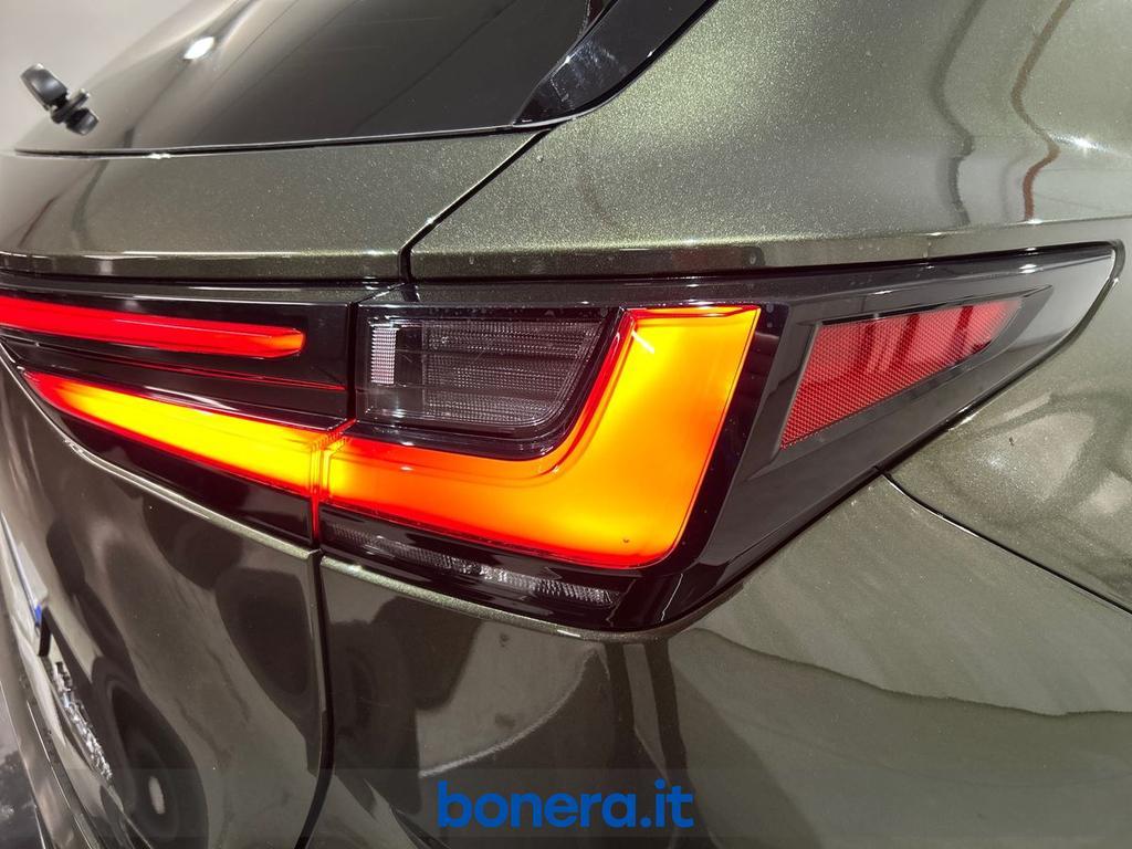 Lexus NX 2.5 Plug-in F-Sport 4WD e-CVT