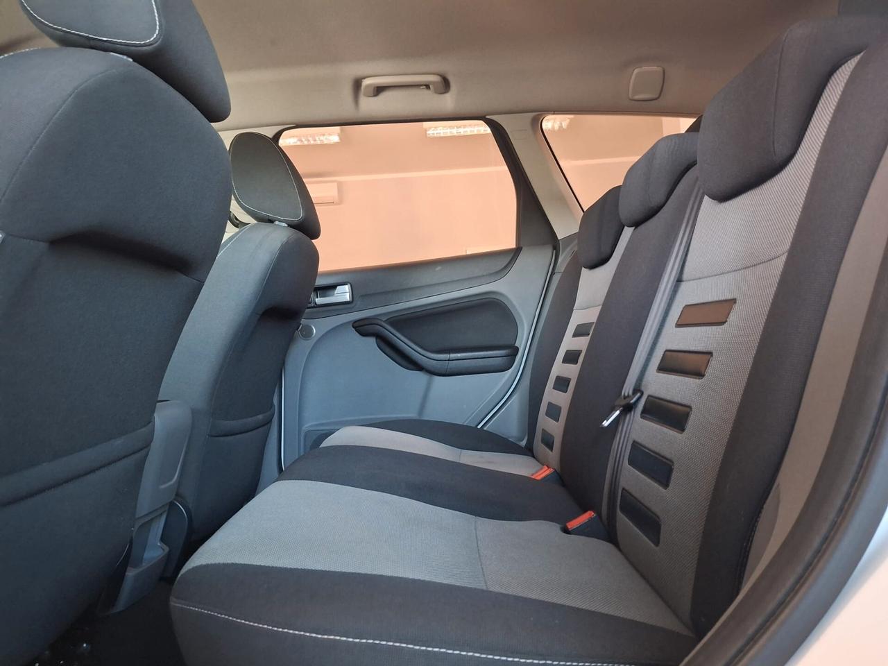 Ford Focus 1.6 tdci Titanium *CINGHIA FATTA*TAGLIANDI CERTIFICATI