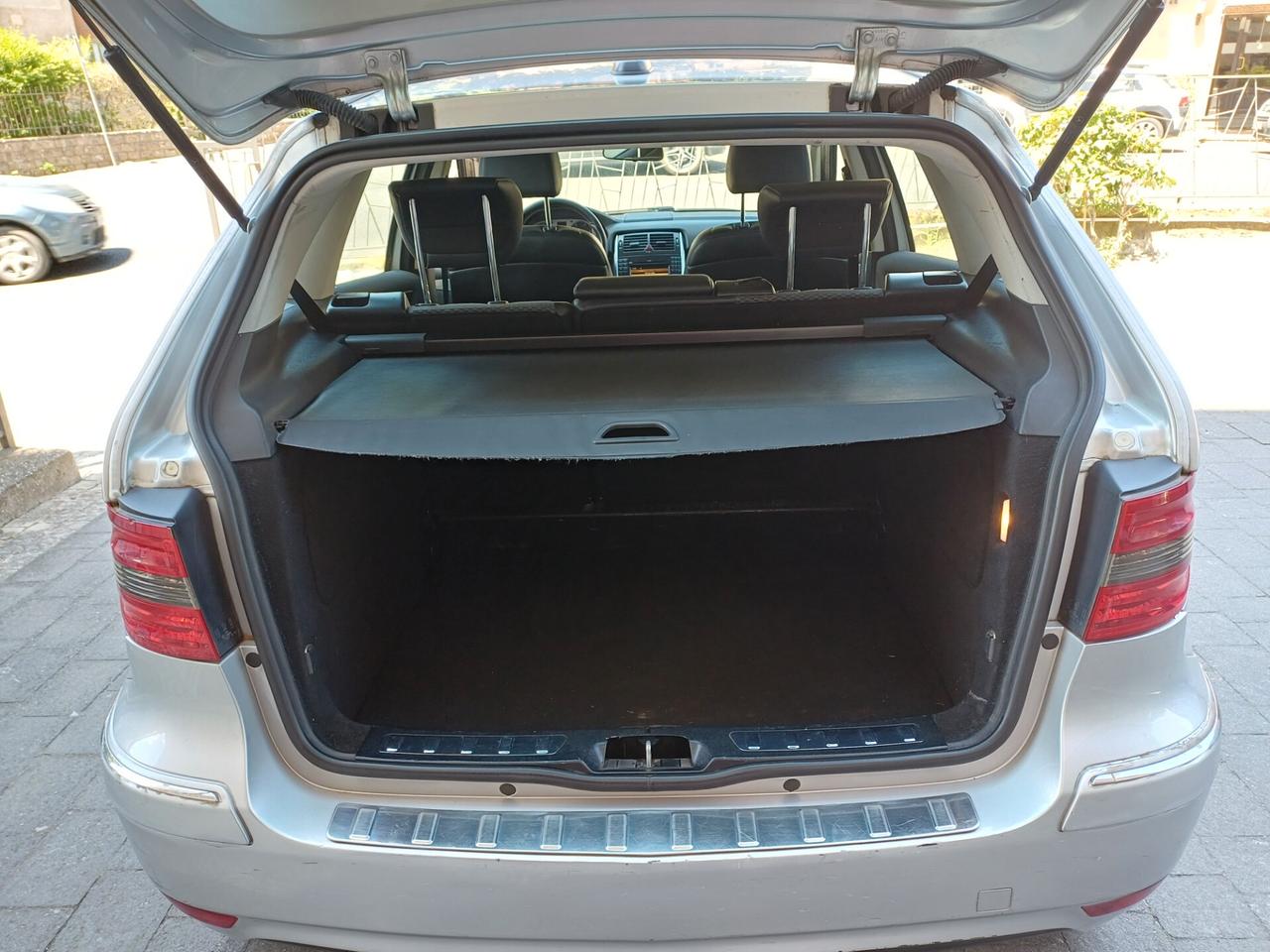 Mercedes-benz B 200 CDI Premium