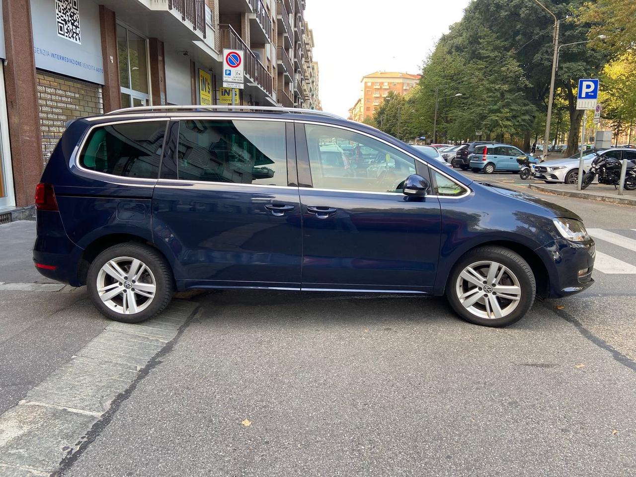 Volkswagen Sharan Executive 2.0 TDI 4Motion #50371