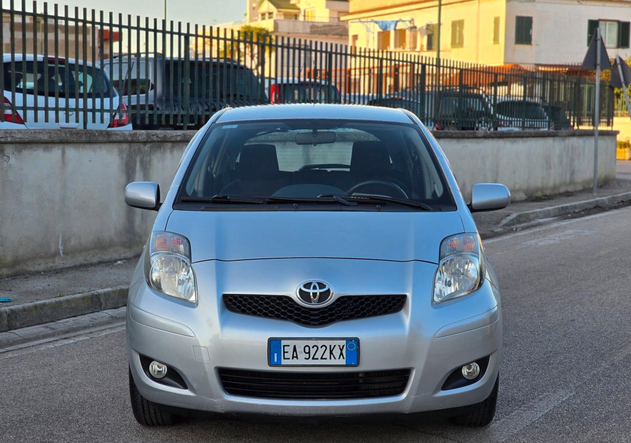 TOYOTA YARIS RESTYLING 1.4 DIESEL 2012 PERFETTA