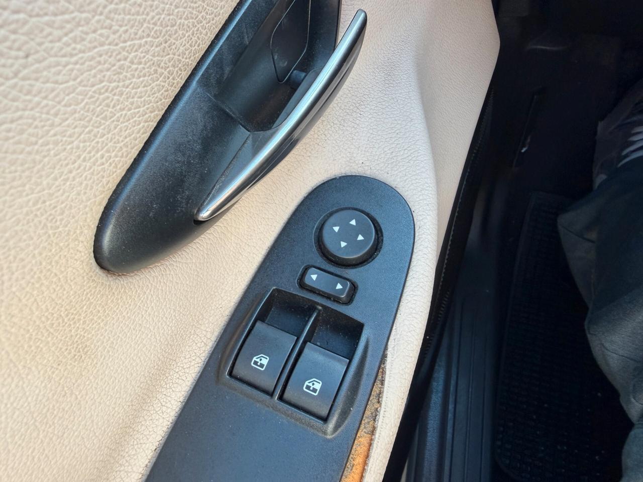 LANCIA YPSILON 2014 1.2 BENZINA 69 CV *DISTR FATTA