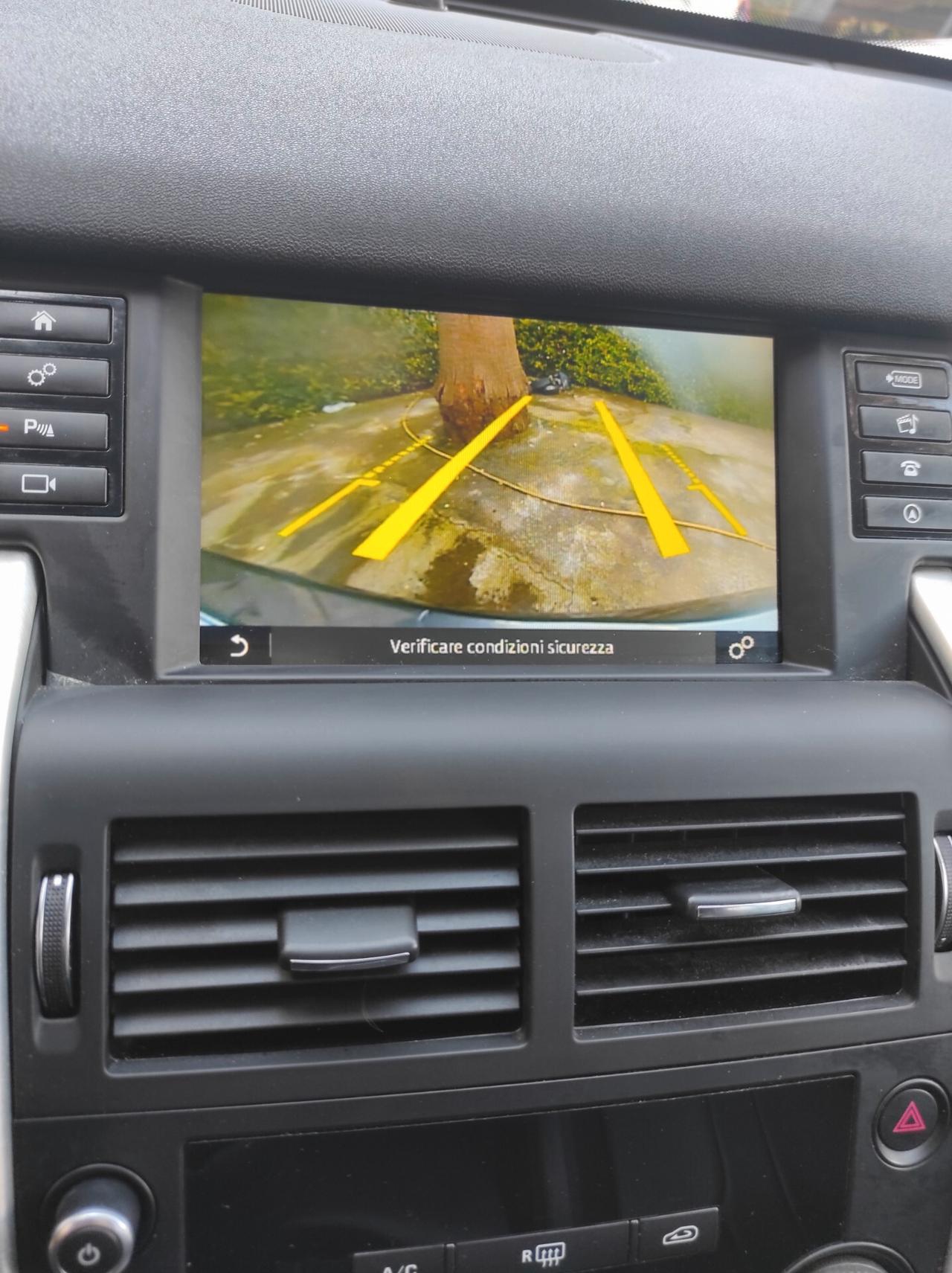 Land Rover Discovery Sport 2.0 150 2019 certificata LandRor