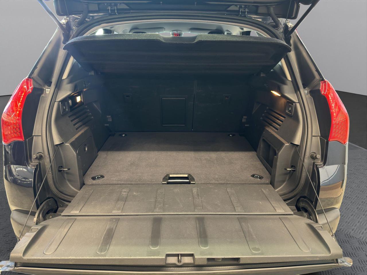 Peugeot 3008 1.6 hdi 8v Business 122cv