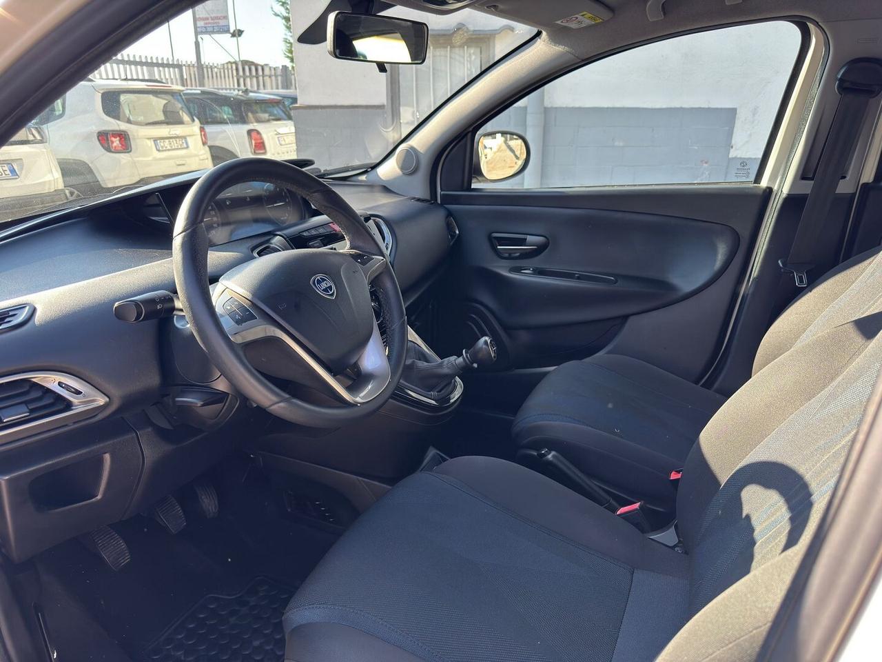 Ypsilon 1.2 69 CV My19 S&S Gold