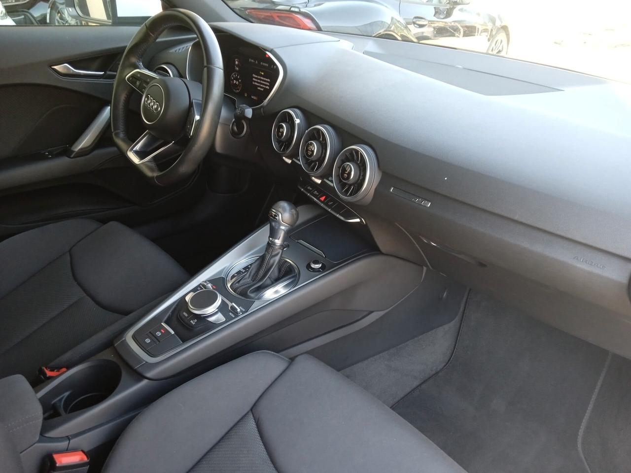 Audi TT DESIGN DSG LED NAVY SENS PARK CRUISE CONTROL SEDILI RISCALDATI PRONTA CONSEGNA