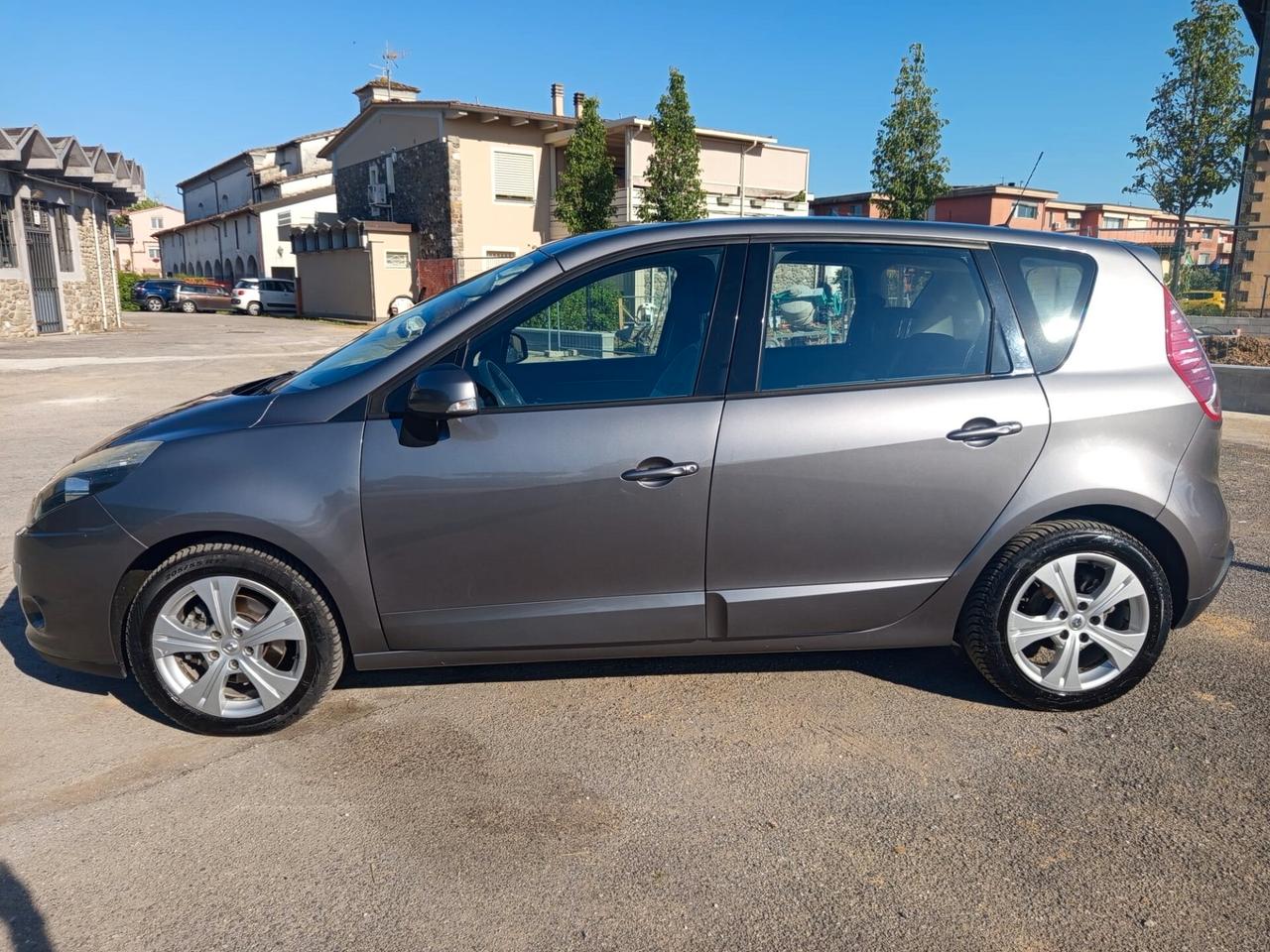 Renault Scenic Scénic X-Mod 1.5 dCi 110CV EDC Luxe