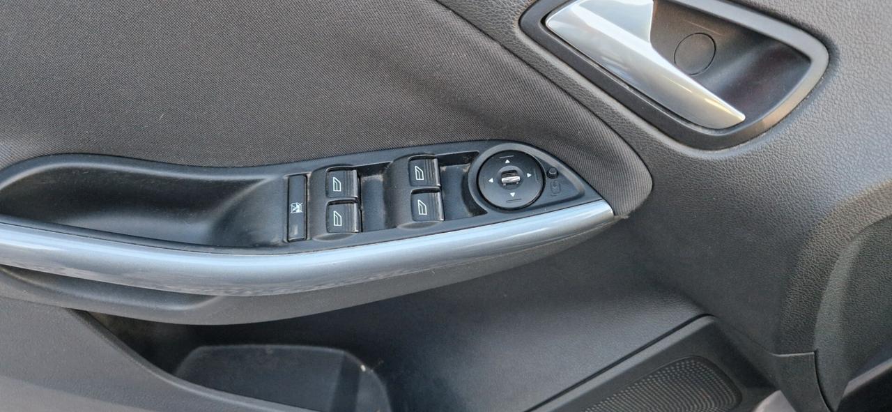 Ford Focus 1.6 TDCi 115 CV SW Titanium perfetta