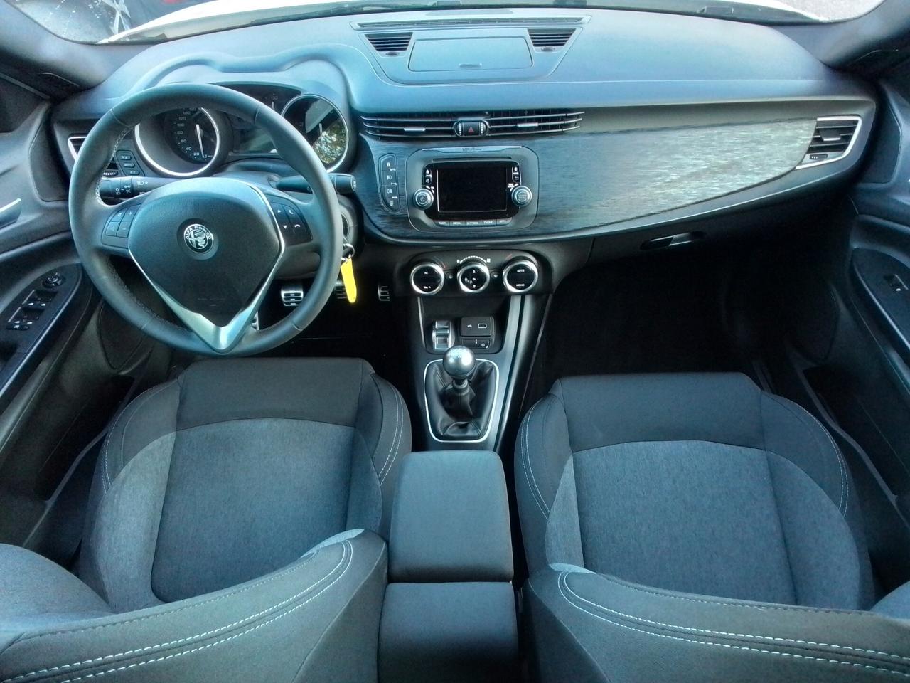 Alfa Romeo Giulietta SPORT 1.4 BENZ 120cv