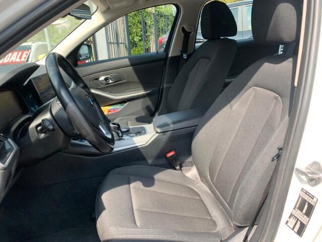 BMW Serie 3(G20/1-80/1) 318d 48V Touring Busine...