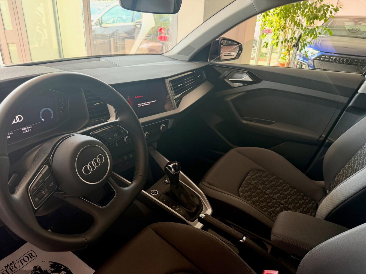 AUDI A1 30 TFSI SPB BLACK-LINE S-TRONIC