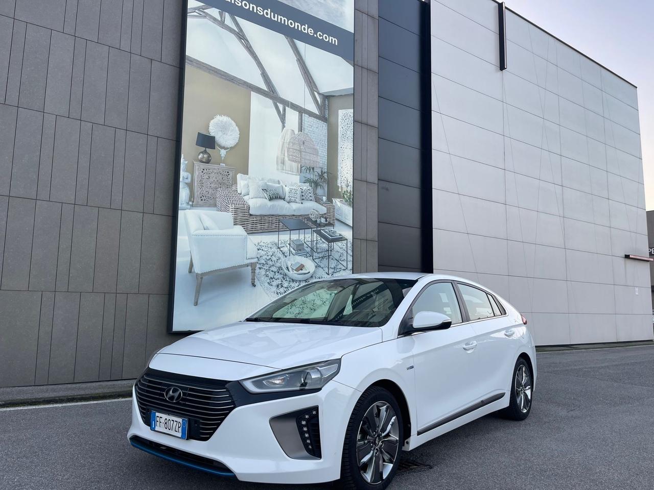 Hyundai Ioniq 1.6 Hybrid DCT Style